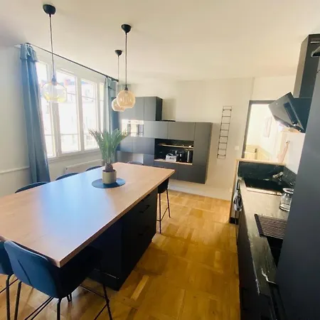 Apartment Vieux 6 Personnes Tours